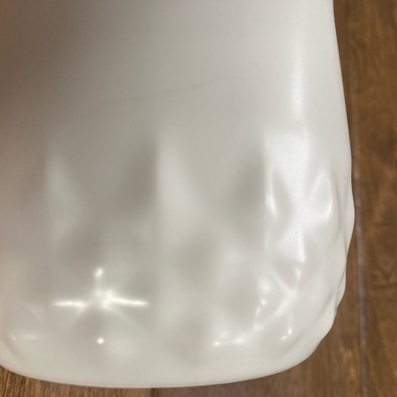 STARBUCKS 2013 White Geometric Coffee Mug Bronze Handle Cup - Picture 6 of 7